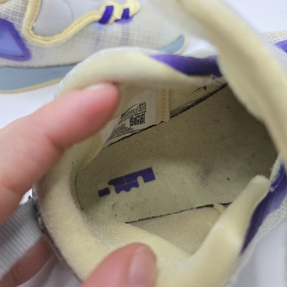 Nike | LeBron 19 TD 'Easter' pastel yellow sporty activewear sneakers Toddler 9 - Picture 7 of 11